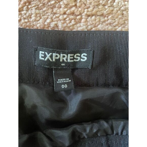 EXPRESS Black A-Line Midi SKIRT with Sheer Panel Details Size XS NWOT - Picture 3 of 10